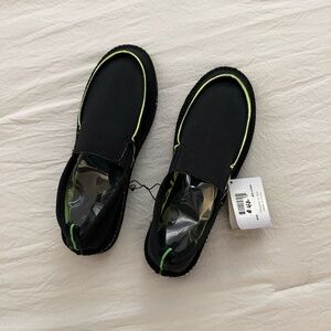 Showaflops: Slip On Loafers (Black/Lime)